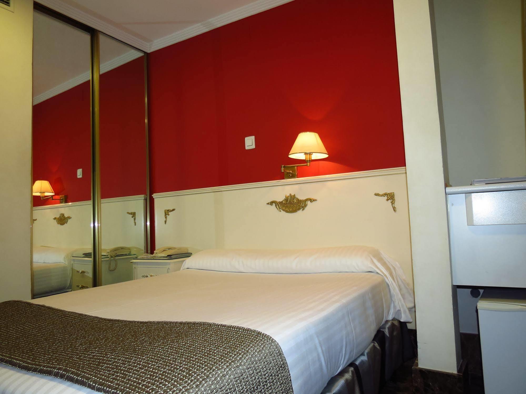 Hotel Boutique Catedral Valladolid Eksteriør billede